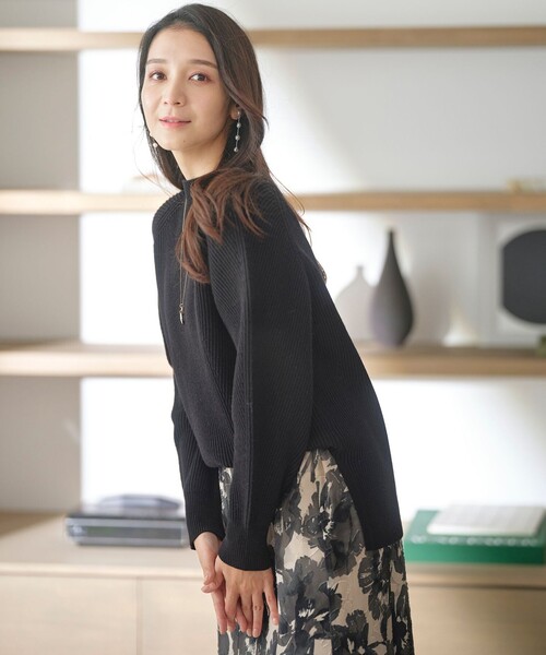 ANY SIS（エニィスィス）の「【洗える・セットアップ可】アンチピリング変形畔 ボトルネック ニット（ニット/セーター・レディース・ブラック系/オレンジ系/ダルブルー系/ダークブラウン系/アイボリー系・2）」の9枚目の写真