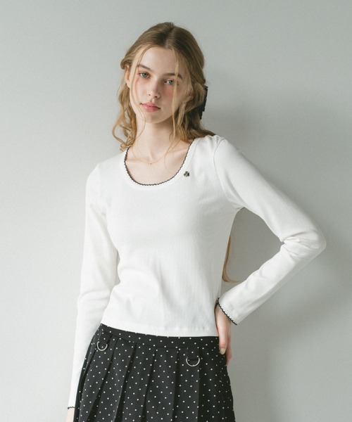 idem（イデム）の「nami nami long sleeve tops／配色レースカットソー（Tシャツ/カットソー・レディース・オフホワイト/ネイビー/グレー・FREE）」の2枚目の写真