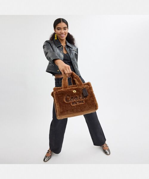 COACH カーゴ トート バッグ 26/レザーブラウン COACH（コーチ）の「カーゴ トート バッグ 26（トートバッグ）」 - WEAR