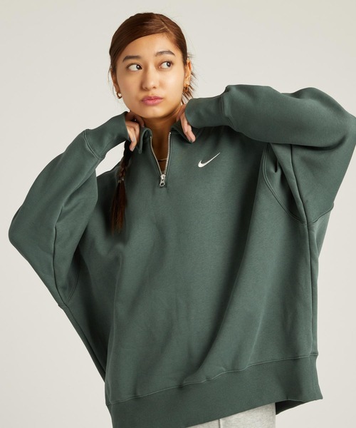 NIKE(ナイキ)の「ナイキ スポーツウェア フェニックス フリース ウィメンズ オーバーサイズド 1/4ジップ ポロ / Nike Sportswear Phoenix Fleece Women's Oversized 1/4-Zip Polo FZ3208-338 Vintage Green(その他トップス・レディース・グリーン系その他・2XL/L/M/S/XL/XS)」の2枚目の写真