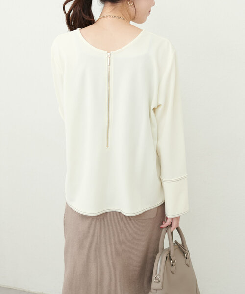 natural couture(ナチュラルクチュール)の「【mamamo】配色ステッチ2WAYトップス(Tシャツ/カットソー・レディース・ネイビー/ピンク/ブラウン/アイボリー・FREE)」の7枚目の写真