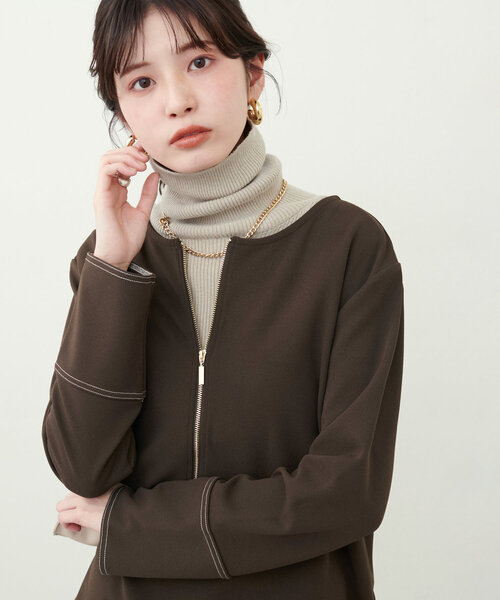 natural couture(ナチュラルクチュール)の「【mamamo】配色ステッチ2WAYトップス(Tシャツ/カットソー・レディース・ネイビー/ピンク/ブラウン/アイボリー・FREE)」の13枚目の写真