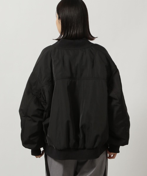 LAKOLE(ラコレ)の「ボリュームスリーブMA-1 / 290765(MA-1・レディース・アイボリー/ブラック/グレー・FREE)」の8枚目の写真