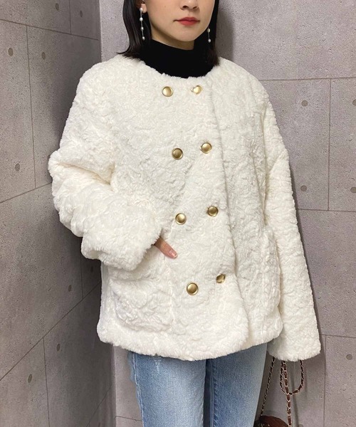 NANEA(ナネア)の「ゴールドボタン中綿ボリュームジャケット(その他アウター・レディース・ホワイト・SMALL/MEDIUM/LARGE/X-LARGE)」の18枚目の写真