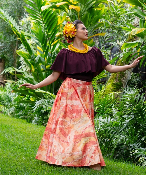 Maunaloa(マウナロア)の「【Maunaloa】ワイドフリルシャーリングブラウス(シャツ/ブラウス・レディース・ホワイト/ダークブラウン/ブラック/ブルー/カーキ・S/M/L/XS)」の22枚目の写真