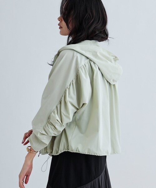 GALLEST（ギャレスト）の「ギャザードルマンフーデットブルゾン（ブルゾン・レディース・グレー/ホワイト/ライトグリーン・38）」の5枚目の写真