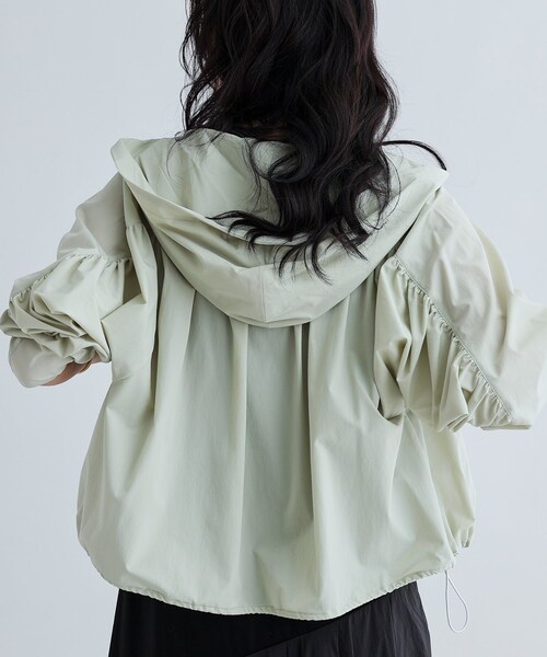 GALLEST（ギャレスト）の「ギャザードルマンフーデットブルゾン（ブルゾン・レディース・グレー/ホワイト/ライトグリーン・38）」の6枚目の写真