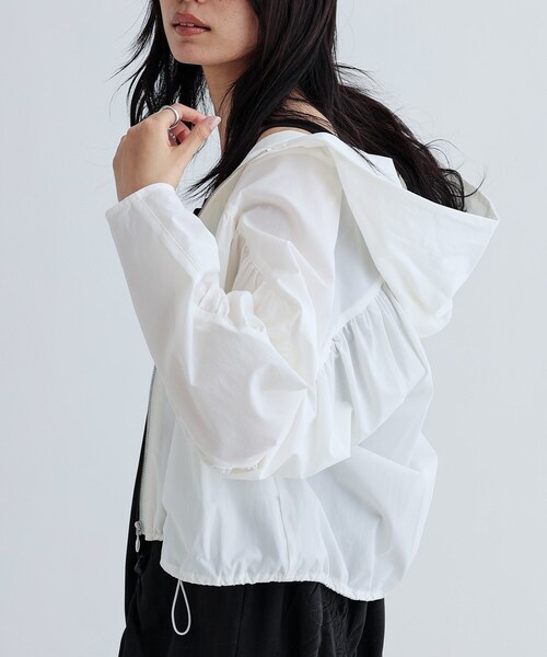 GALLEST（ギャレスト）の「ギャザードルマンフーデットブルゾン（ブルゾン・レディース・グレー/ホワイト/ライトグリーン・38）」の13枚目の写真