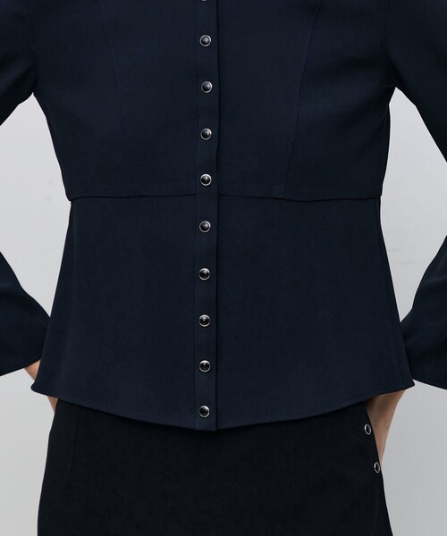 BACCA（バッカ）の「ジョーゼットサテン ペプラムブラウス（シャツ/ブラウス・レディース・ネイビー/ライトベージュ・36）」の10枚目の写真