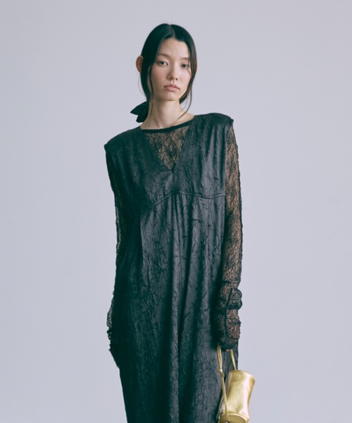 EN NEUME(エンノイム)の「Glossy Rompers(パンツドレス・レディース・ブラック/チャコールグレー・0/1)」の2枚目の写真