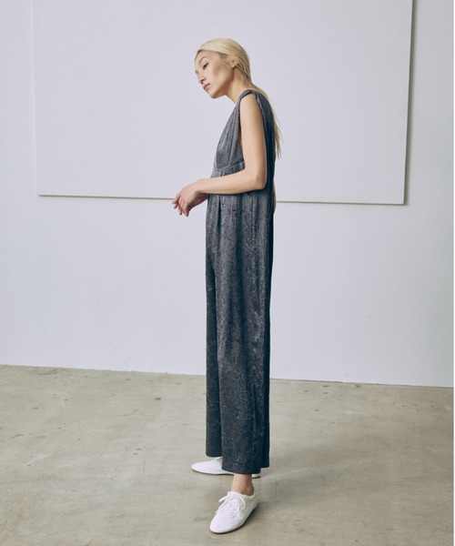 EN NEUME(エンノイム)の「Glossy Rompers(パンツドレス・レディース・ブラック/チャコールグレー・0/1)」の14枚目の写真