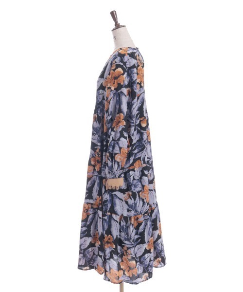 Axes femme 水色 花柄 長袖 ティアードワンピース セール】花柄ティアードワンピース（ワンピース）｜axes femme