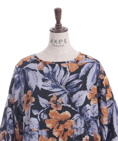 Axes femme 水色 花柄 長袖 ティアードワンピース Axes femme 水色 花柄 長袖 ティアードワンピース - メルカリ