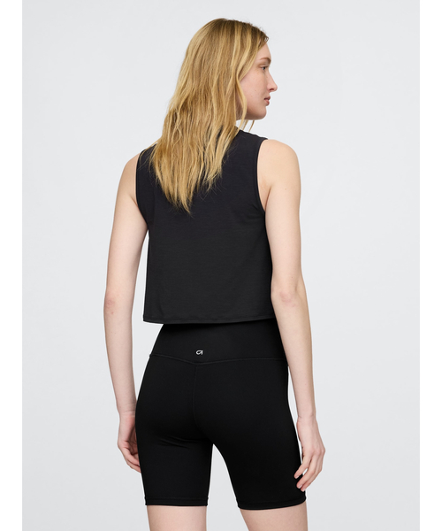 GAP(ギャップ)の「GapFit ブリーズ クロップド マッスルタンクトップ(タンクトップ・レディース・グレー/ブラック/ホワイト・XS/S/M/L/XXS)」の4枚目の写真
