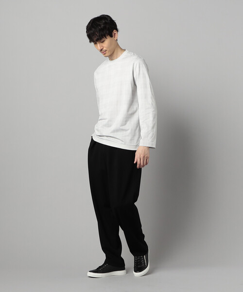 COMME CA MEN（コムサメン）の「【セットアップ対応】エアリークッションナイロンジャージー インタックパンツ（スラックス・メンズ・チャコールグレー/ブラック・L/M）」の4枚目の写真