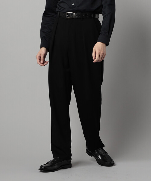 COMME CA MEN（コムサメン）の「【セットアップ対応】エアリークッションナイロンジャージー インタックパンツ（スラックス・メンズ・チャコールグレー/ブラック・L/M）」の6枚目の写真