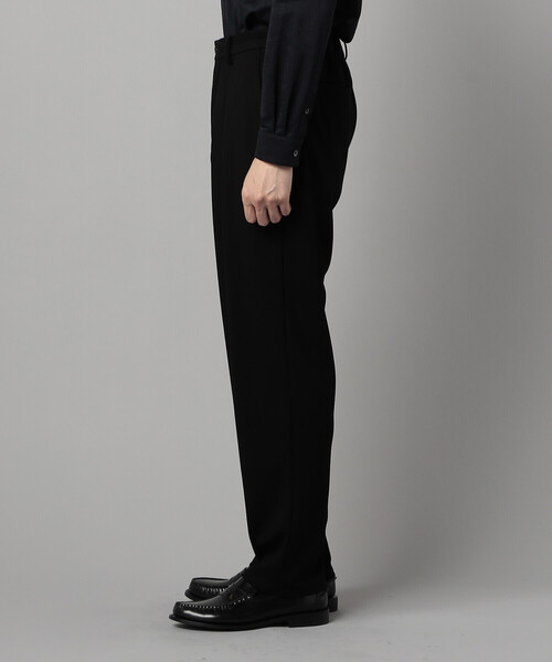 COMME CA MEN（コムサメン）の「【セットアップ対応】エアリークッションナイロンジャージー インタックパンツ（スラックス・メンズ・チャコールグレー/ブラック・L/M）」の15枚目の写真