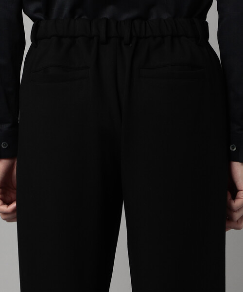 COMME CA MEN（コムサメン）の「【セットアップ対応】エアリークッションナイロンジャージー インタックパンツ（スラックス・メンズ・チャコールグレー/ブラック・L/M）」の18枚目の写真