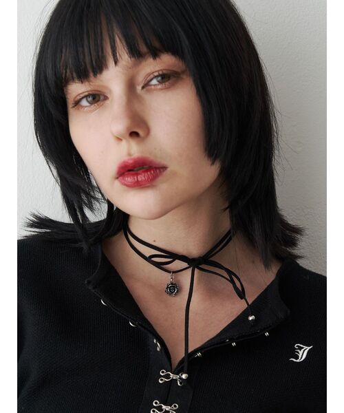 jouetie（ジュエティ）の「バラモチーフチョーカー（チョーカー・レディース・アイボリー/ブラック・FREE）」の4枚目の写真