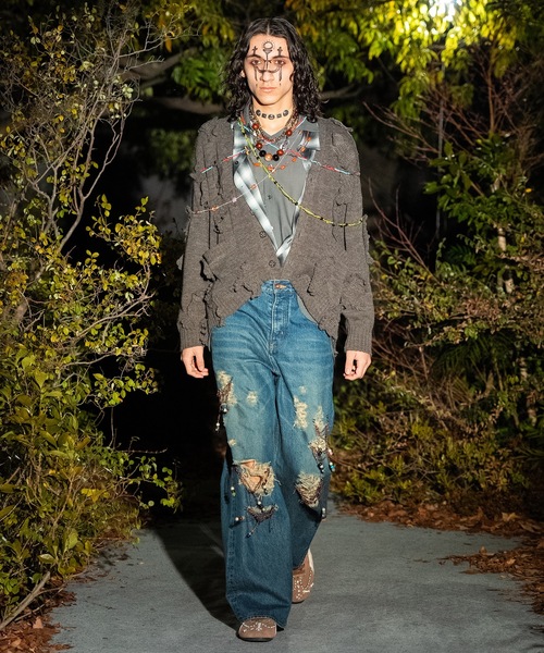 amok（アモク）の「CHAIN DAMEGE DENIM PANTS（デニムパンツ・メンズ・インディゴブルー/ライトインディゴブルー・S/M/L）」の3枚目の写真