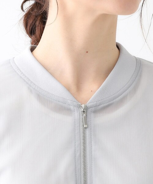 Cutie Blonde（キューティーブロンド）の「大人の透け感でかろやかに シアーレイヤードブルゾン（ブルゾン・レディース・ライトグレー/ブラック・01/02/03/04）」の5枚目の写真