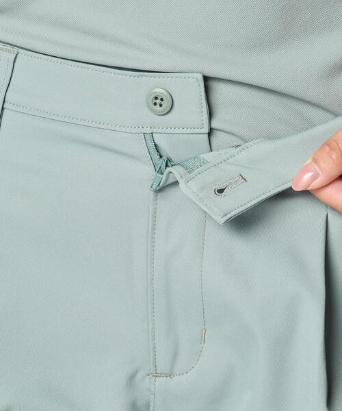 UNDER ARMOUR(アンダーアーマー)の「UAドライブ ショーツ(ゴルフ/レディース)(その他パンツ・レディース・カーキ系・L/M/S/XL)」の3枚目の写真