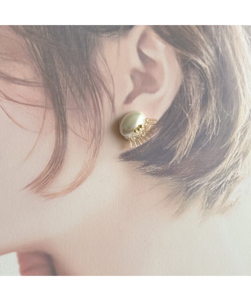 tone（トーン）の「【amechan】羽（イヤリング）(MA)（イヤリング・レディース・ベージュ/イエロー/オレンジ・FREE）」の7枚目の写真