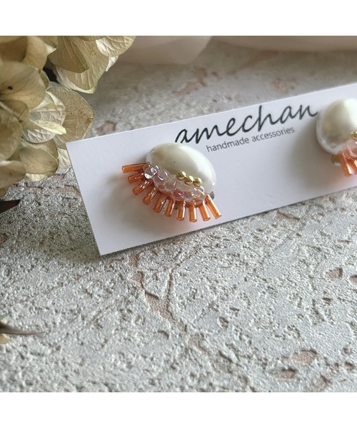 tone（トーン）の「【amechan】羽（イヤリング）(MA)（イヤリング・レディース・ベージュ/イエロー/オレンジ・FREE）」の11枚目の写真