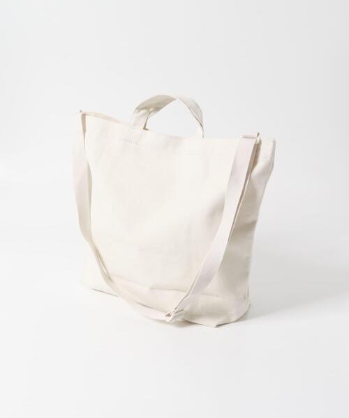 L.L.Bean（エルエルビーン）の「『別注』L.L.Bean×DOORS　Shoulder Strap Tote L（ショルダーバッグ・メンズ・ブラック/ナチュラル/グレー・ONE）」の11枚目の写真