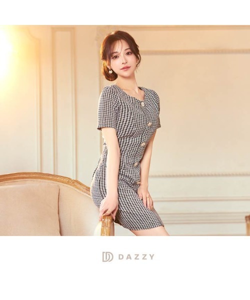 DAZZY(デイジー)の「ツイードチェック フロントライン ボタンビジュー 半袖タイトミニドレス(ドレス・レディース・ミント/ブラック・S/M/L)」の12枚目の写真