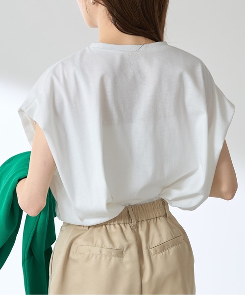 &. NOSTALGIA（アンドドットノスタルジア）の「【ZOZO限定】刺繍ロゴプルオーバー（Tシャツ/カットソー・レディース・ホワイト/ブラック・M）」の9枚目の写真