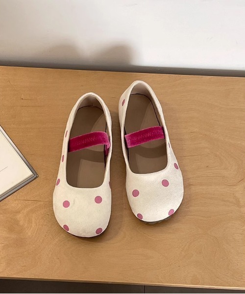 WEGO（ウィゴー）の「WEGO/ドット柄カラーメリージェーンパンプス（パンプス・レディース・ピンク/イエロー/ブルー・MEDIUM/LARGE）」の12枚目の写真