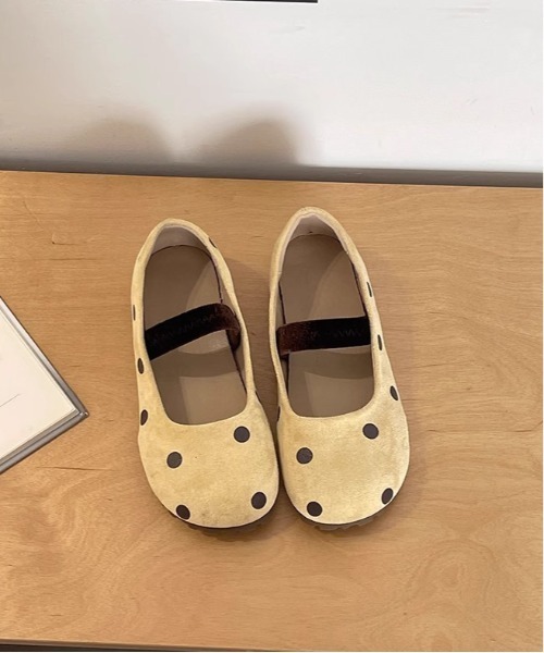 WEGO（ウィゴー）の「WEGO/ドット柄カラーメリージェーンパンプス（パンプス・レディース・ピンク/イエロー/ブルー・MEDIUM/LARGE）」の14枚目の写真