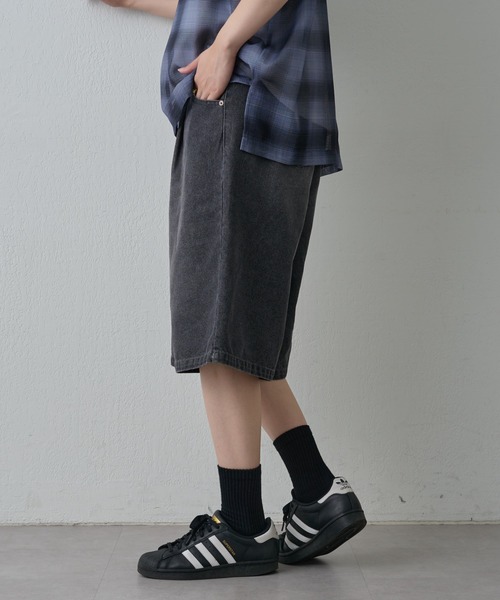 COLONY 2139（コロニートゥーワンスリーナイン）の「デニムバギーショーツ（デニムパンツ・メンズ・ブルー/ブラック・MEDIUM/LARGE）」の20枚目の写真