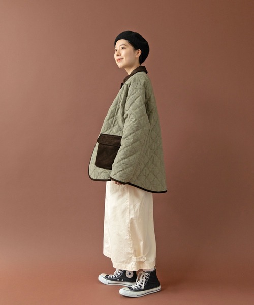 PAR ICI（パーリッシィ）の「EVOダウン リバーシブルハンティングブルゾン（ブルゾン・レディース・ベージュ/ネイビー・FREE）」の11枚目の写真