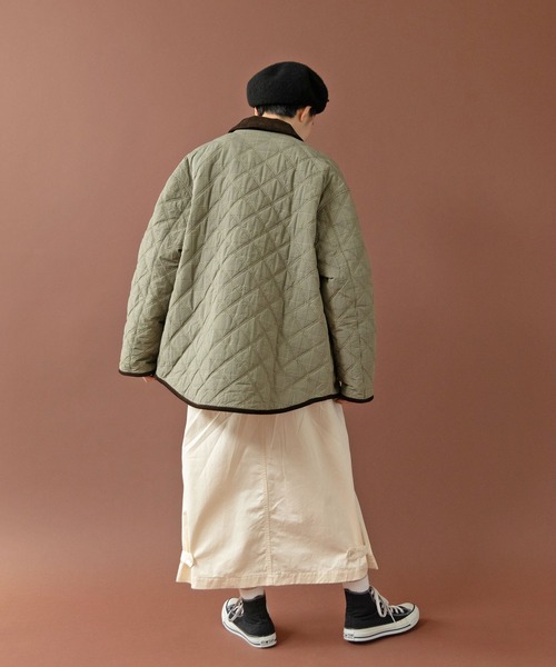 PAR ICI（パーリッシィ）の「EVOダウン リバーシブルハンティングブルゾン（ブルゾン・レディース・ベージュ/ネイビー・FREE）」の12枚目の写真