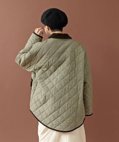 PAR ICI（パーリッシィ）の「EVOダウン リバーシブルハンティングブルゾン（ブルゾン・レディース・ベージュ/ネイビー・FREE）」の5枚目の写真