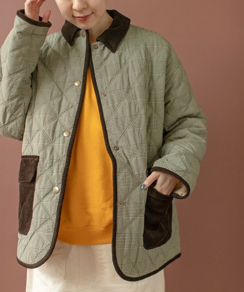 PAR ICI（パーリッシィ）の「EVOダウン リバーシブルハンティングブルゾン（ブルゾン・レディース・ベージュ/ネイビー・FREE）」の7枚目の写真