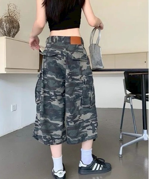 UP START(アップスタート)の「【LAMPOON】迷彩カーゴハーフパンツ(その他パンツ・レディース・グリーン・LARGE/MEDIUM/SMALL)」の4枚目の写真