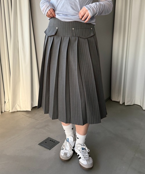 apres jour mignon(アプレジュールミニョン)の「ミドルプリーツスカート【ZOZOTOWN限定アイテム】(スカート・レディース・グレー/グレー系その他/ブラック・フリー/X-LARGE)」の16枚目の写真