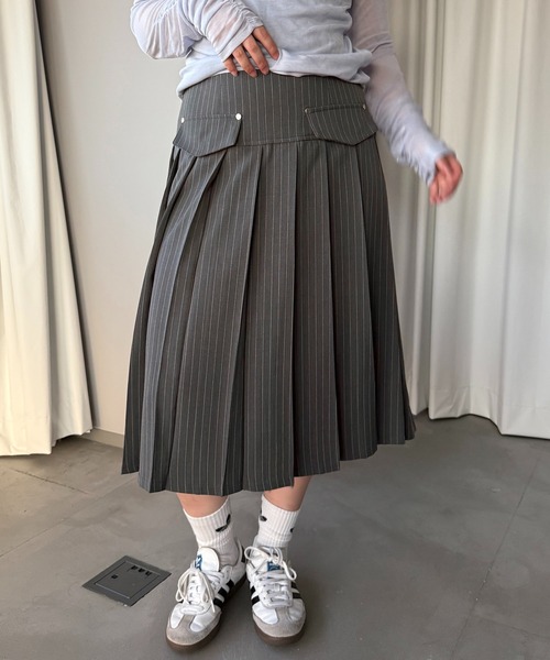 apres jour mignon(アプレジュールミニョン)の「ミドルプリーツスカート【ZOZOTOWN限定アイテム】(スカート・レディース・グレー/グレー系その他/ブラック・フリー/X-LARGE)」の15枚目の写真