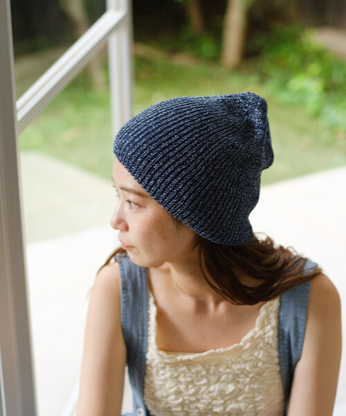 Kastane（カスタネ）の「ラメビーニー（ニットキャップ/ビーニー・レディース・ネイビー/ライトグレー/アイボリー・FREE）」の6枚目の写真