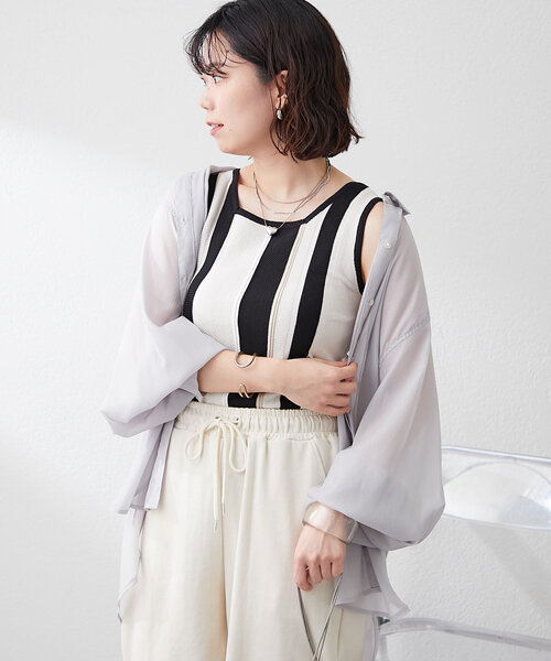 Remind me and forever(リマインドミーアンドフォーエバー)の「夏のマストアイテム、ラメシアー楊柳BIGシャツ(シャツ/ブラウス・レディース・グレイッシュベージュ/グレー/ミント/ブラック/オフホワイト・FREE)」の15枚目の写真