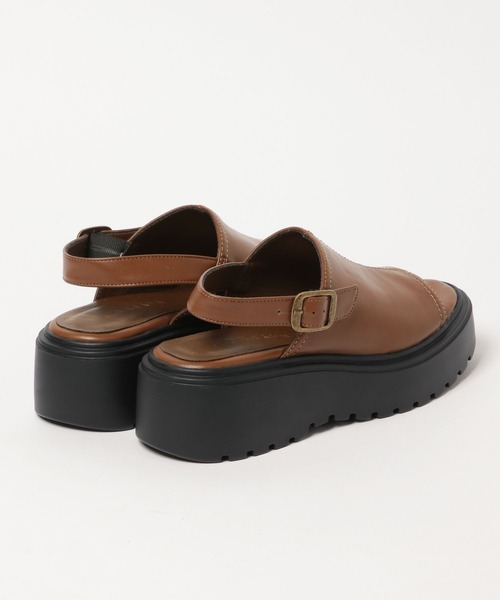 BAYFLOW(ベイフロー)の「スリングカバードサンダル(サンダル・レディース・ブラック/ブラウン・MEDIUM/LARGE)」の7枚目の写真