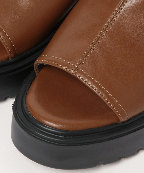 BAYFLOW(ベイフロー)の「スリングカバードサンダル(サンダル・レディース・ブラック/ブラウン・MEDIUM/LARGE)」の9枚目の写真