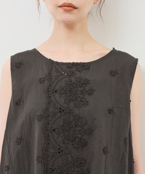 ROPE' PICNIC(ロペピクニック)の「3Dレースノースリーブブラウス(シャツ/ブラウス・レディース・オフホワイト/スミクロ・38)」の22枚目の写真