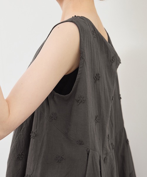 ROPE' PICNIC(ロペピクニック)の「3Dレースノースリーブブラウス(シャツ/ブラウス・レディース・オフホワイト/スミクロ・38)」の16枚目の写真