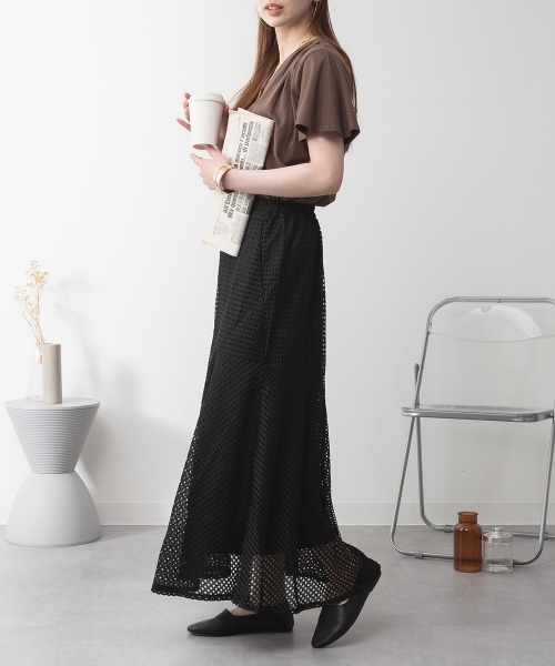 RCD(アールシーディー)の「ブラウス風タックスキッパー半袖Tシャツ(Tシャツ/カットソー・レディース・ホワイト/モカ/グレイッシュベージュ/ブラック/チャコールグレー・LL~3L/4L~5L/M-L)」の12枚目の写真