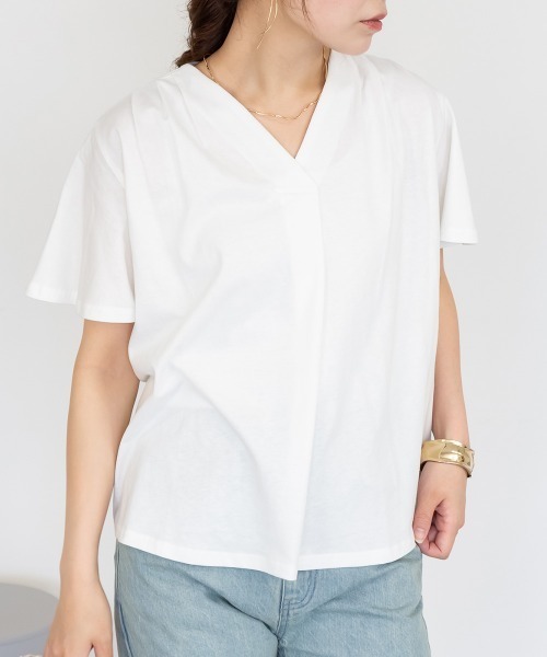 RCD(アールシーディー)の「ブラウス風タックスキッパー半袖Tシャツ(Tシャツ/カットソー・レディース・ホワイト/モカ/グレイッシュベージュ/ブラック/チャコールグレー・LL~3L/4L~5L/M-L)」の21枚目の写真