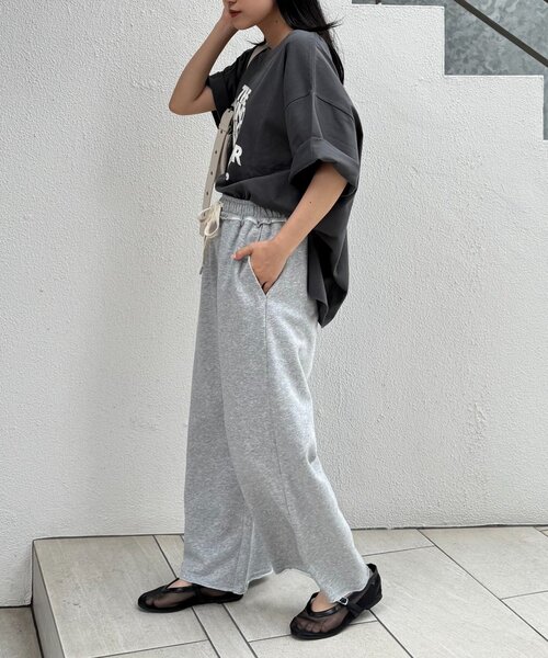 CIAOPANIC TYPY（チャオパニックティピー）の「フロッキーロゴプリント半袖オーバーTee（Tシャツ/カットソー・レディース・ブラウン/オフホワイト/ベージュ/チャコールグレー・ONE SIZE）」の20枚目の写真